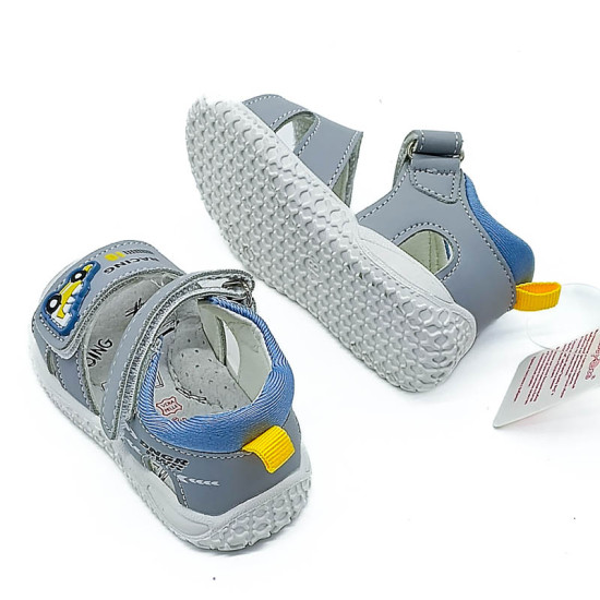 Хөвгүүдийн нумтай арьсан сандаал