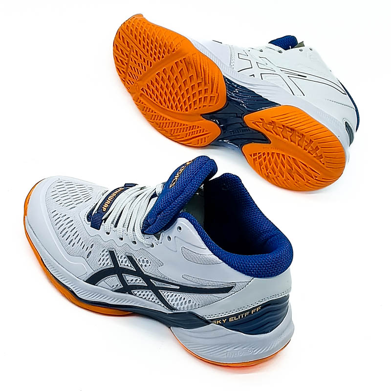 Asics заалны пүүз