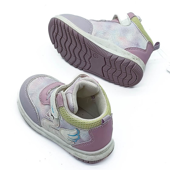 Нумтай арьсан пүүз