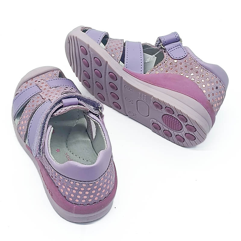 Нумтай охидын арьсан сандаал