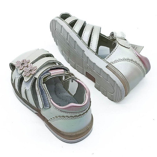 Нумтай охидын арьсан сандаал